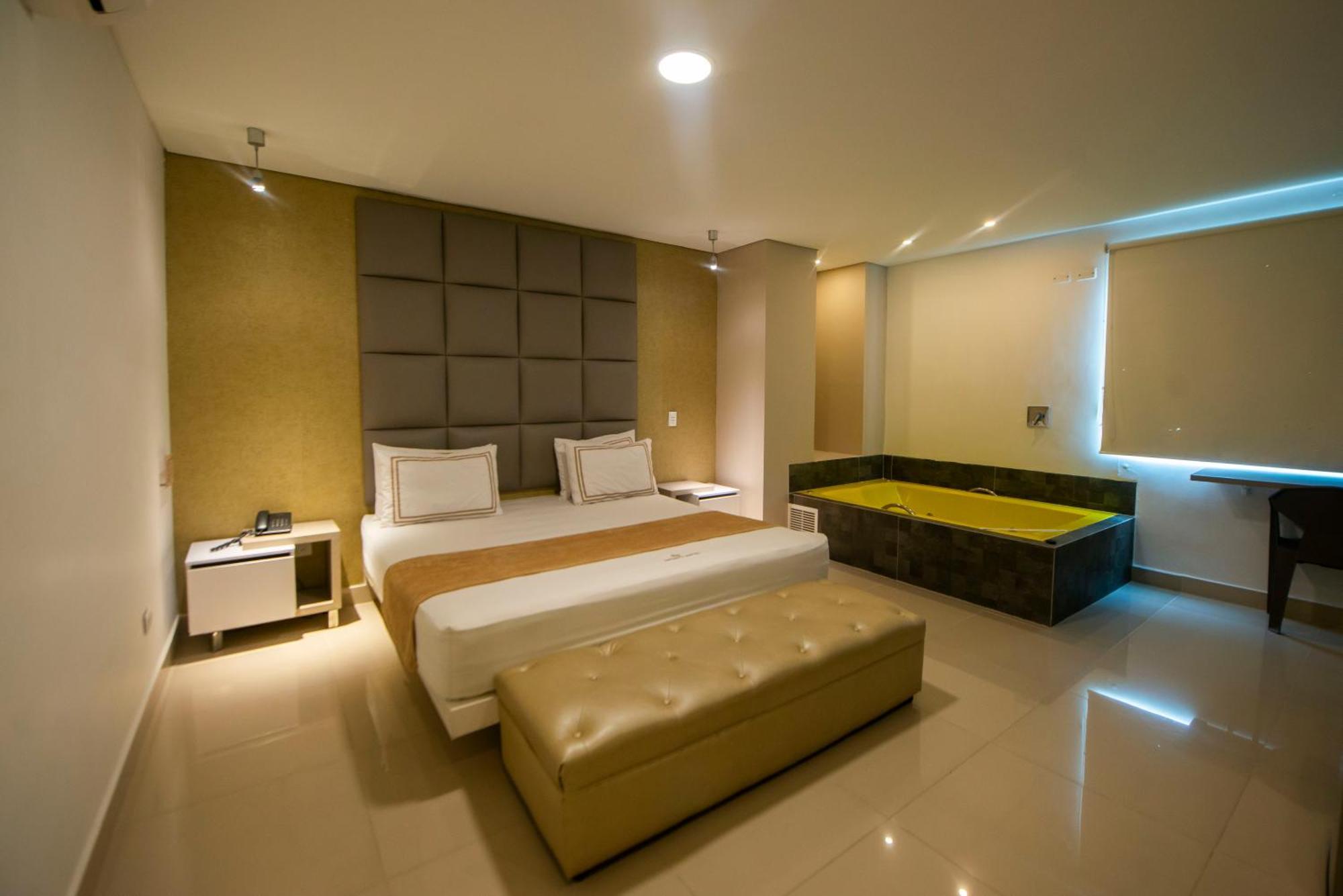Infinity Hotel Medellín Zewnętrze zdjęcie
