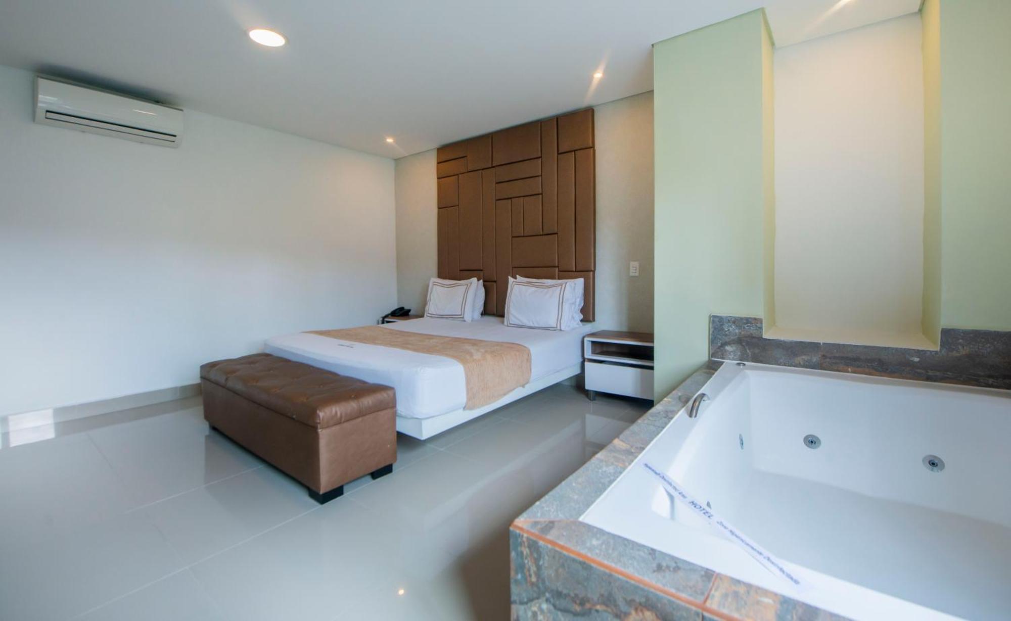Infinity Hotel Medellín Zewnętrze zdjęcie